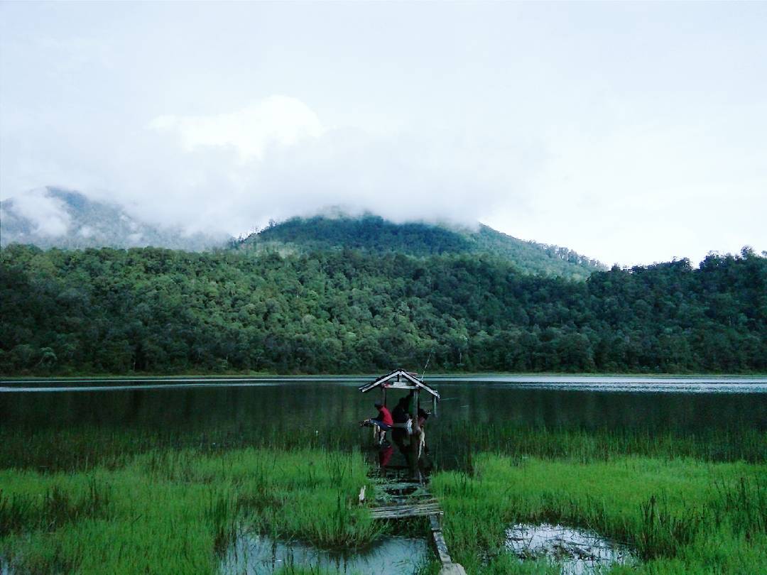 Danau Taman Hidup | Foto: travelingyuk.com