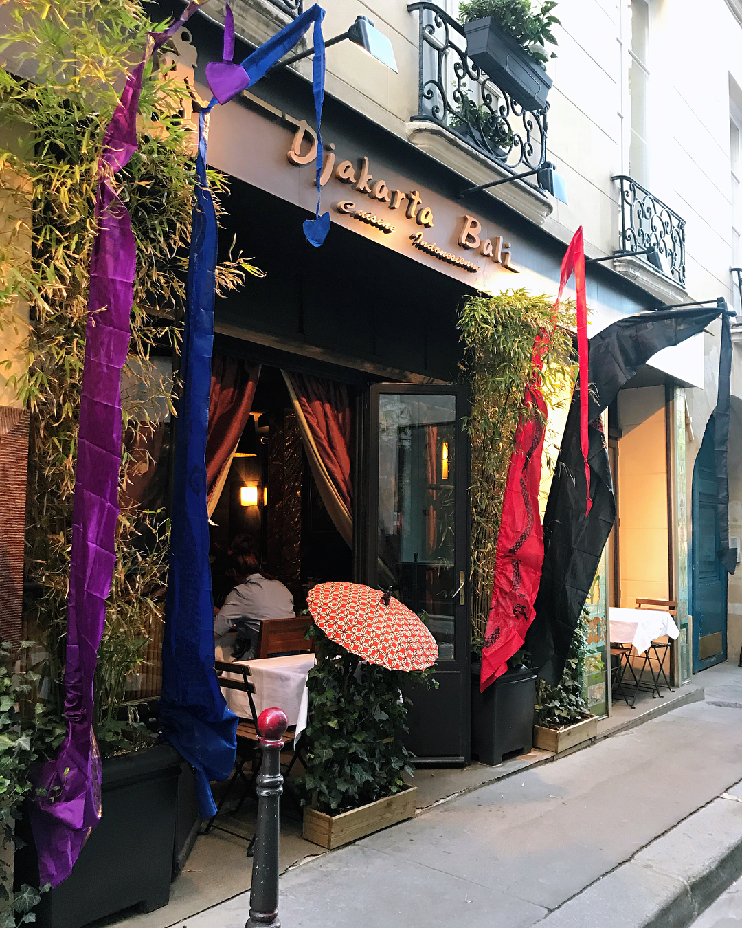 Restoran Djakarta Bali di Paris | Sumber: Travelingyuk