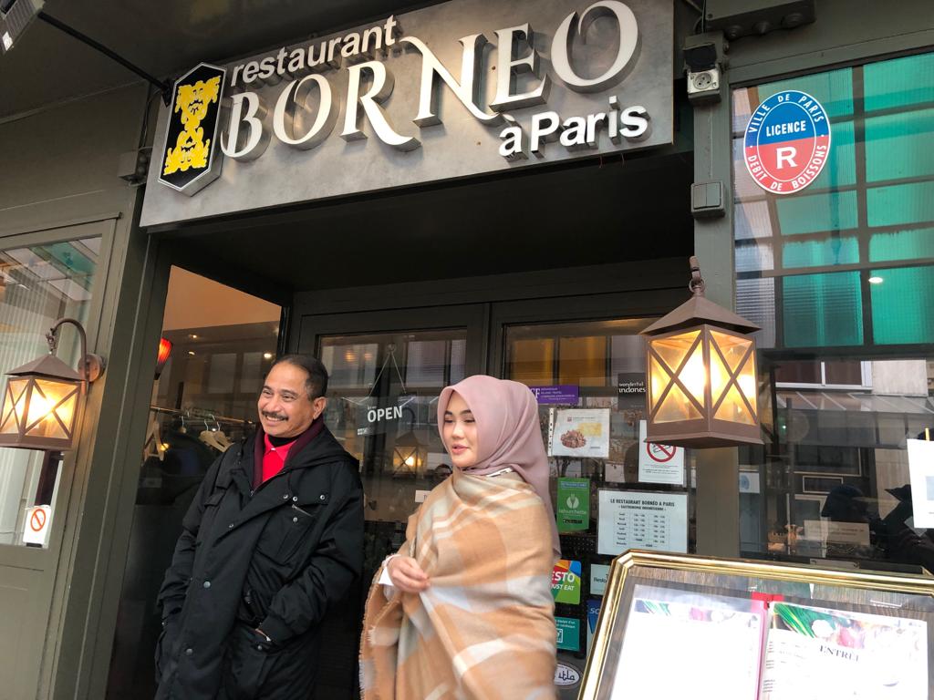 Kunjungan menpar Arief Yahya ke restoran Borneo di Paris | Sumber: Pataina News