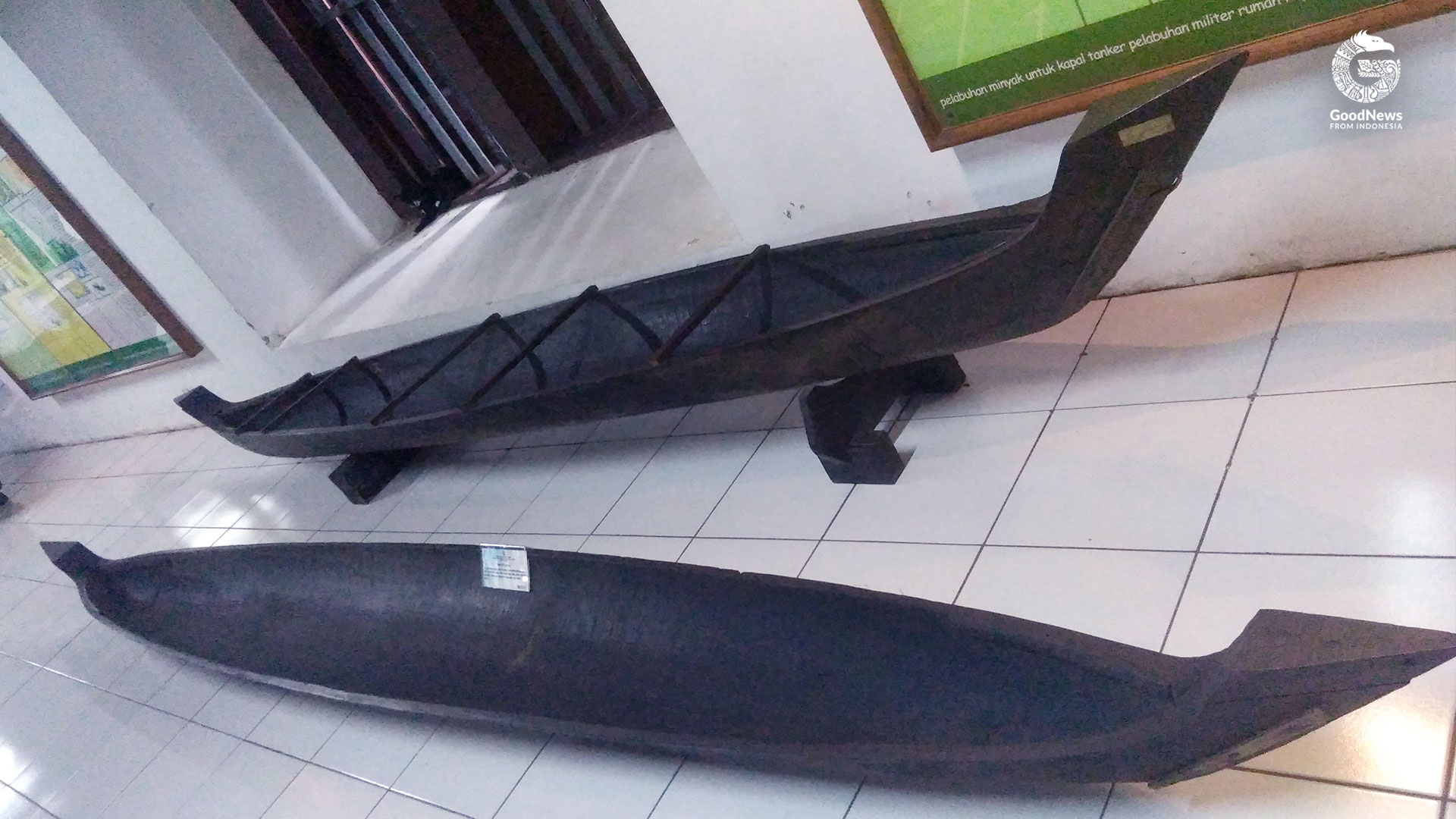 Beberapa koleksi perahu tradisional di Museum Bahari | Foto: Dessy Astuti/GNFI