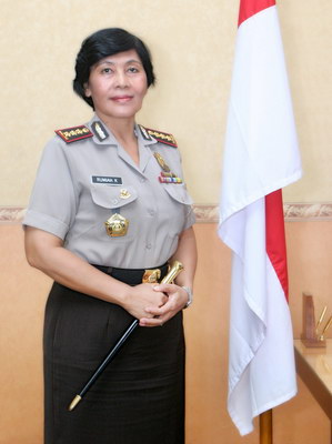 Brigjen Pol (Purn) Rumiah Kartoredjo, Kapolda Wanita Pertama di Indonesia