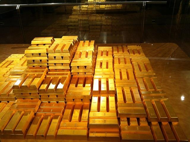 Tumpukan Emas di Museum Bank Indonesia