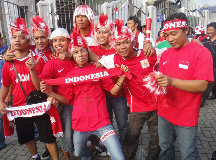 Atribut Supporter Indonesia