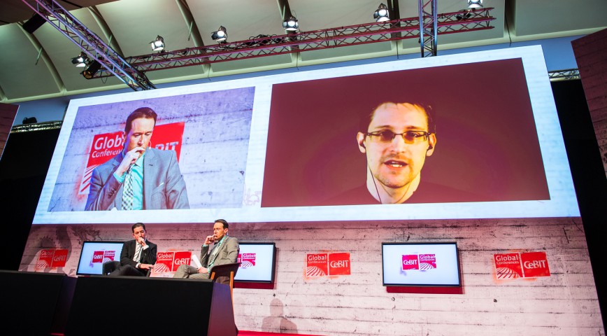 Situasi Konferensi CeBIT 2015 yang menghadirkan Edward Snowden melalui telekonferensi (Foto: CeBIT.de 2015)