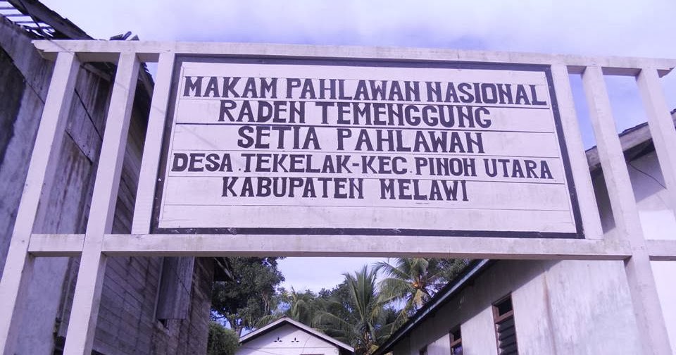 makam pahlawan Abdul Kadir di Kalimantan Barat | sumber foto : wiryocaram.blogspot.co.id
