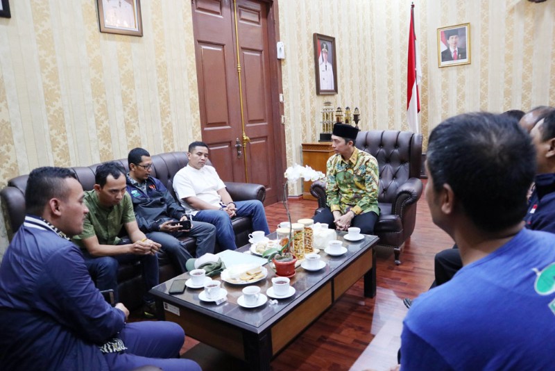 Tim Arum Jeram bersama Pemkot Bogor | Foto : Tribunnews.com