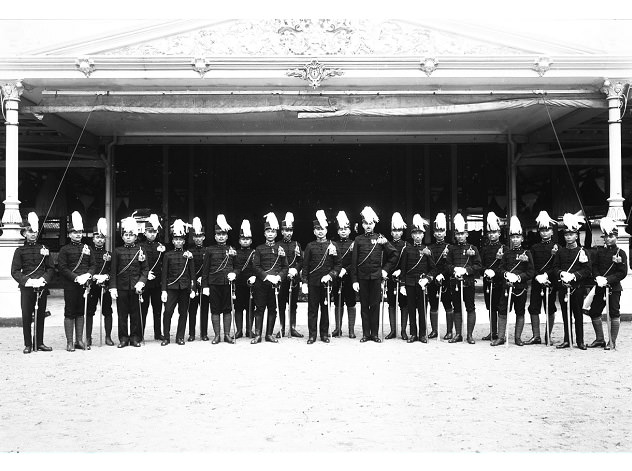 Pasukan Legiun Mangkunergaran (foto: mobgenic.com)