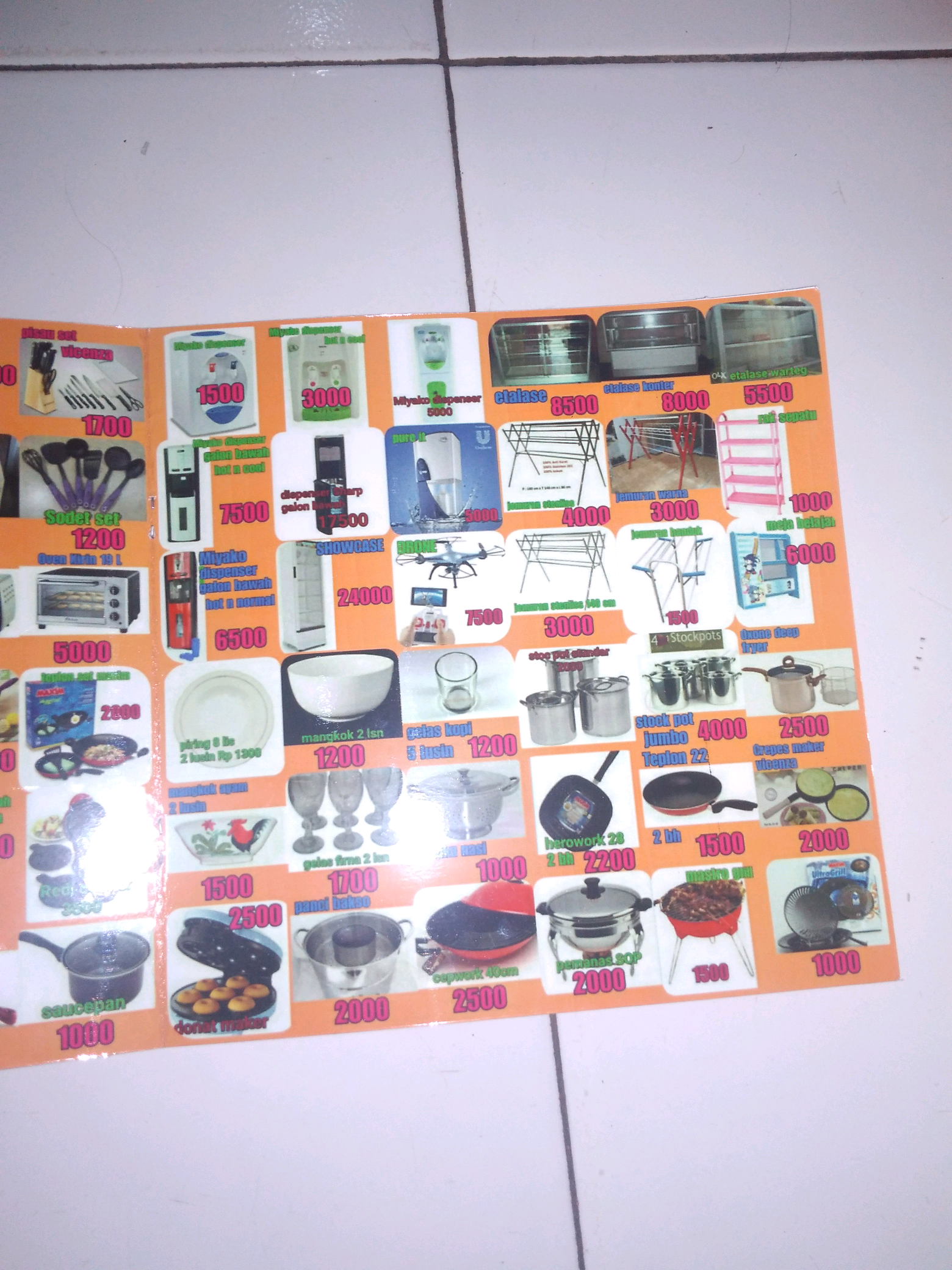 Ilustrasi katalog yang biasa digunakan untuk arisan barang | Foto: Bukalapak.com