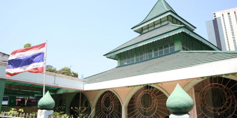Tampak depan Masjid Jawa (kompas.com)