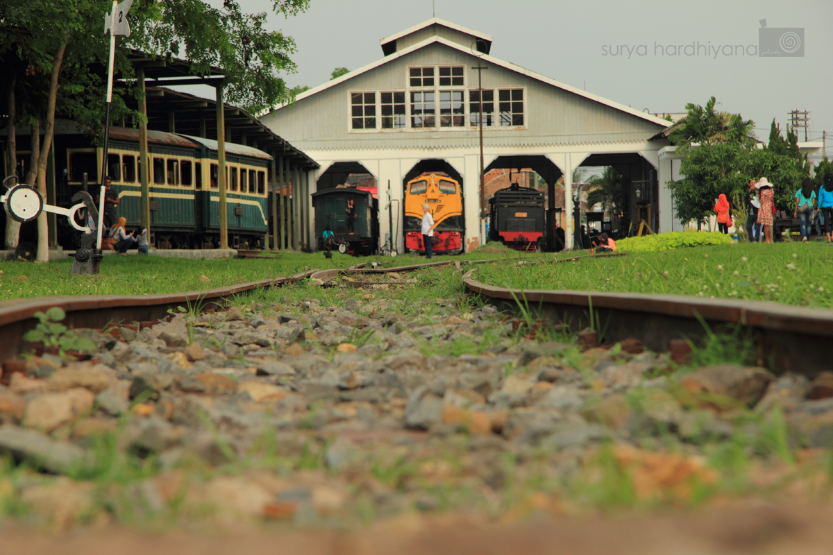 Museum Kereta Api Indonesia juga memiliki spot foto yang ciamik, yang memberikan nuansa tempo dulu. | Sumber Blog Surya Hardhiyana 