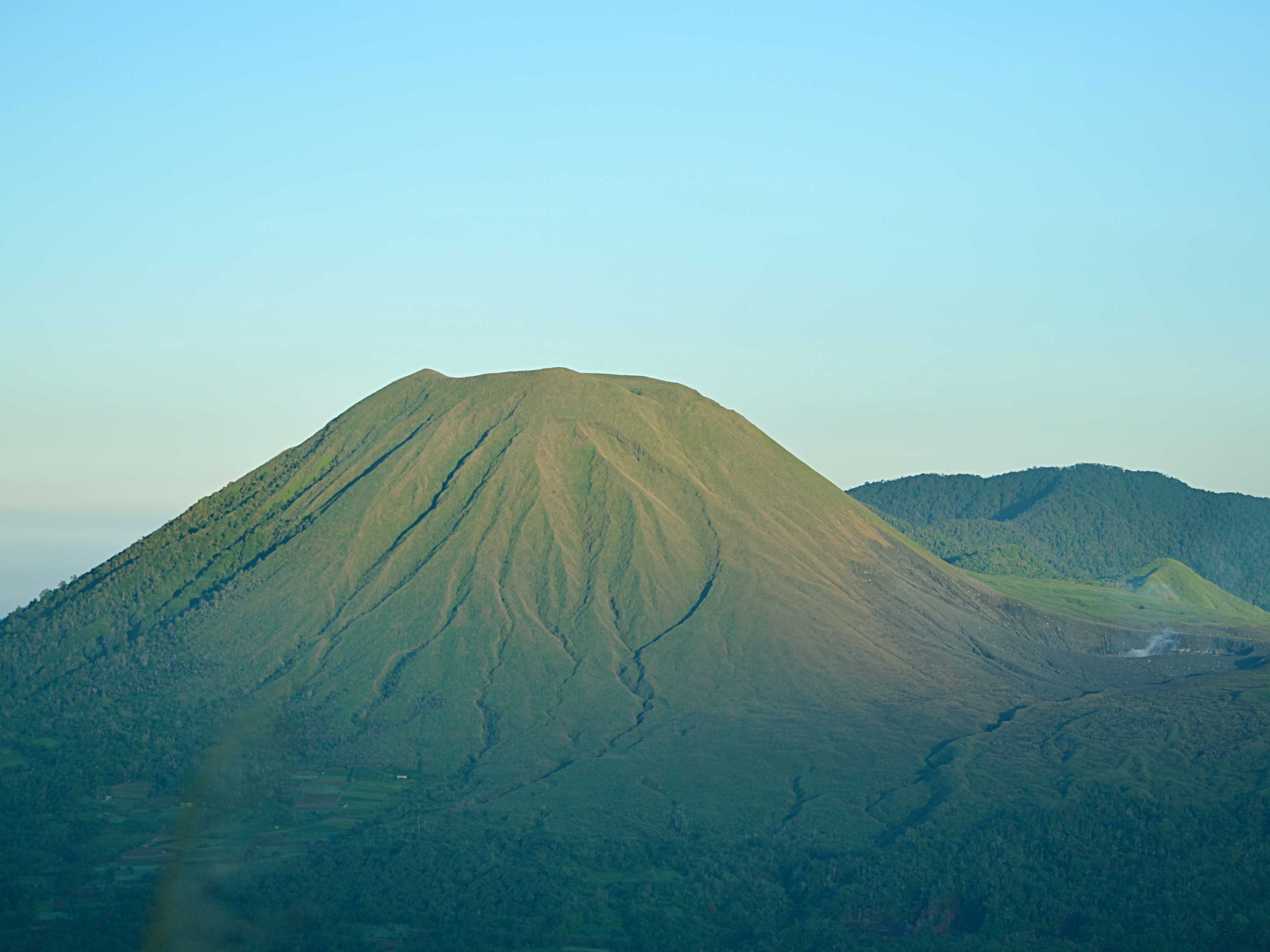 Gunung Lokon | Foto: Wikipedia